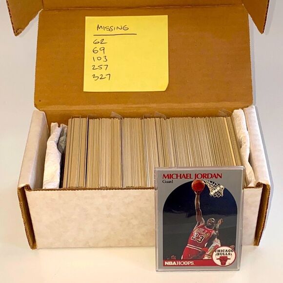 1990 NBA Hoops Basketball Card Set - Michael Jordan, Magic Johnson, Larry Bird - Picture 4 of 5